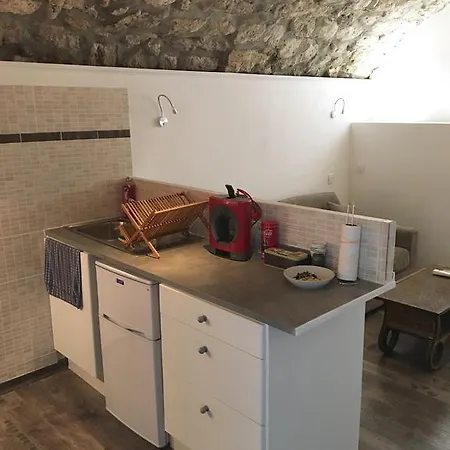La Grotte Apartman La Garde-Adhémar